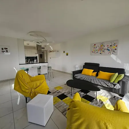 Agreable Vue A Piscine *